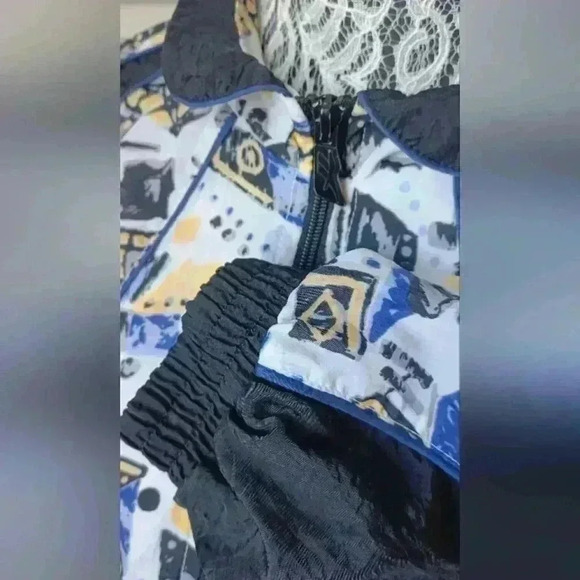 Reebok Vintage 90's Abstract  pattern Windbreaker Sports Jacket - Picture 9 of 16